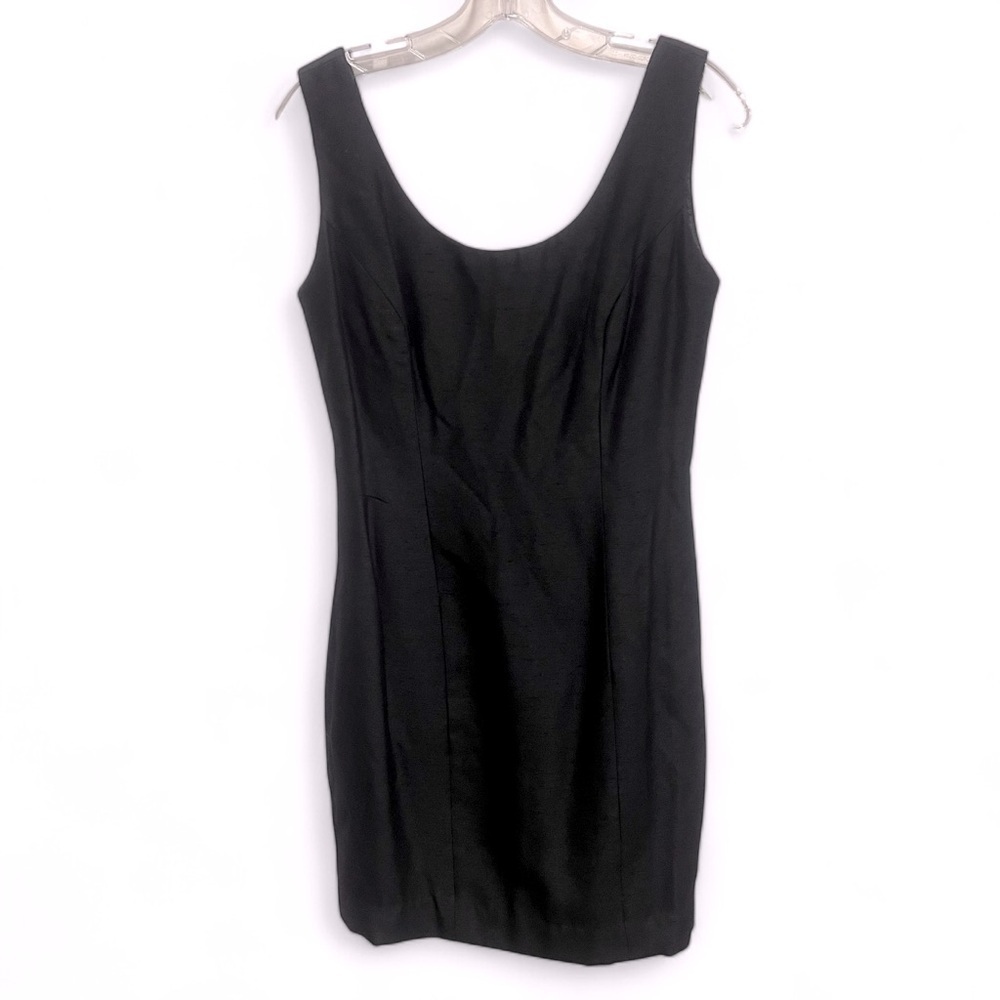 Watters and Watters sleeveless black textured dress Made in the USA size medium